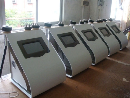 Vacuum RF Cavitation Slimming Machine 40K For Body And Face Shaping